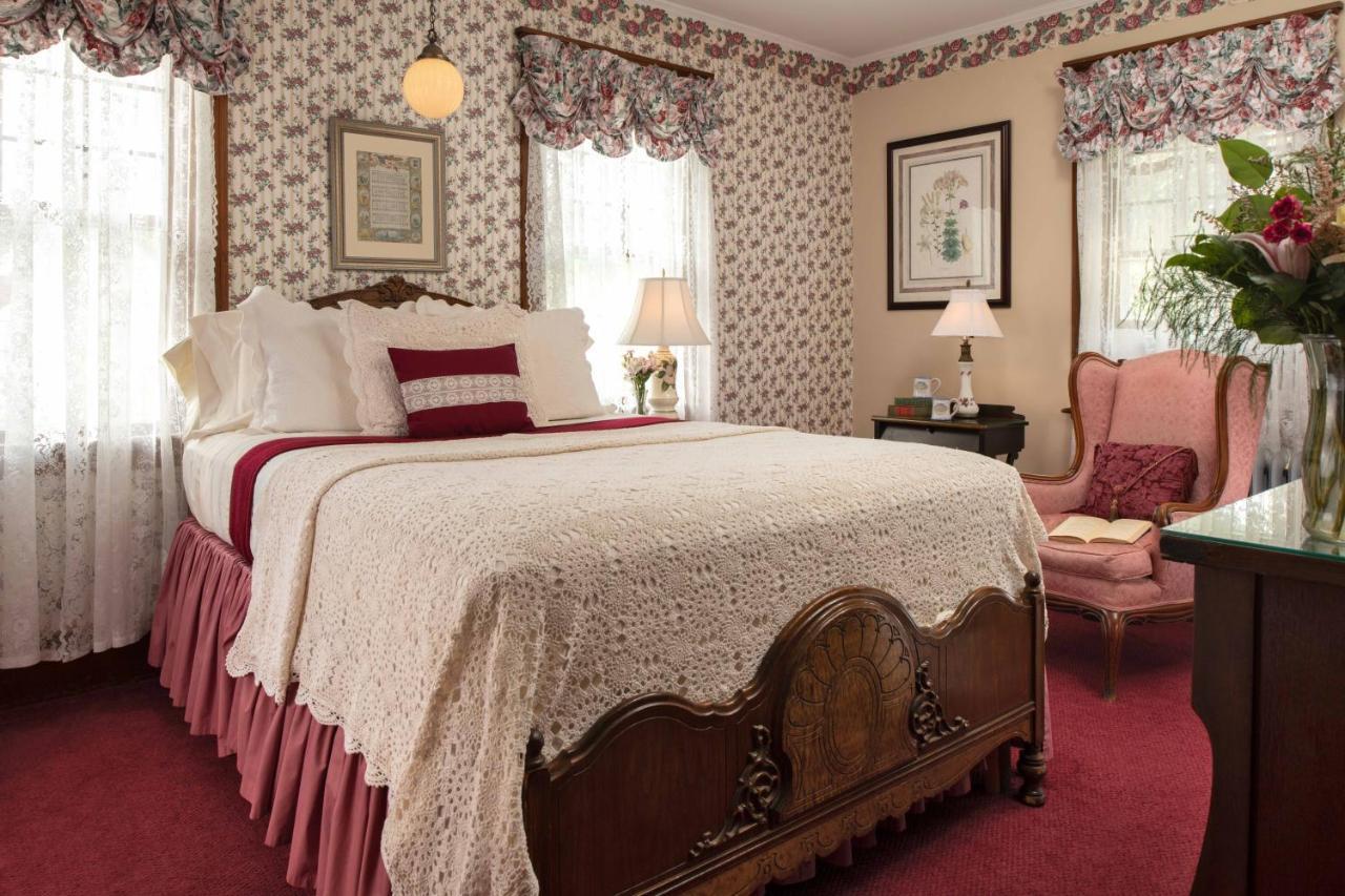 Palmer House Falmouth