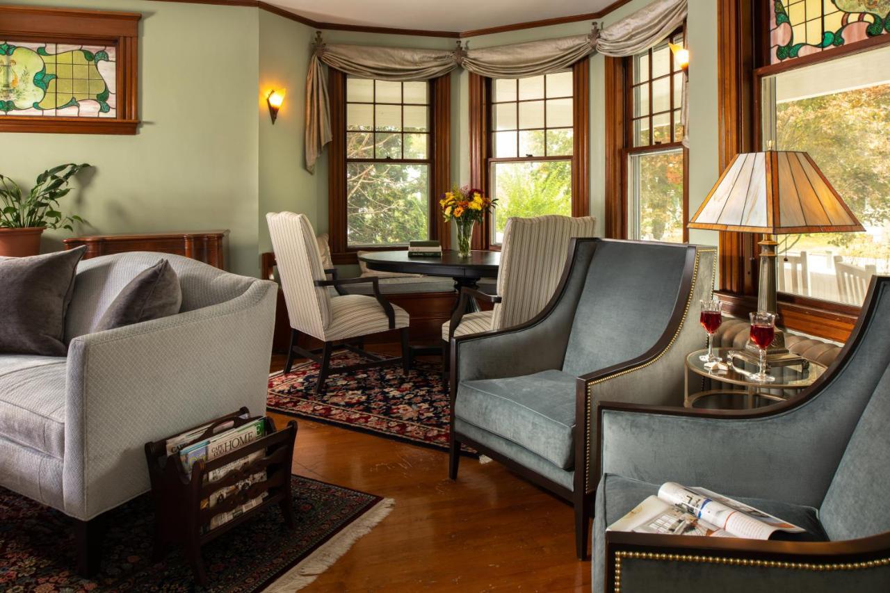 Palmer House Falmouth